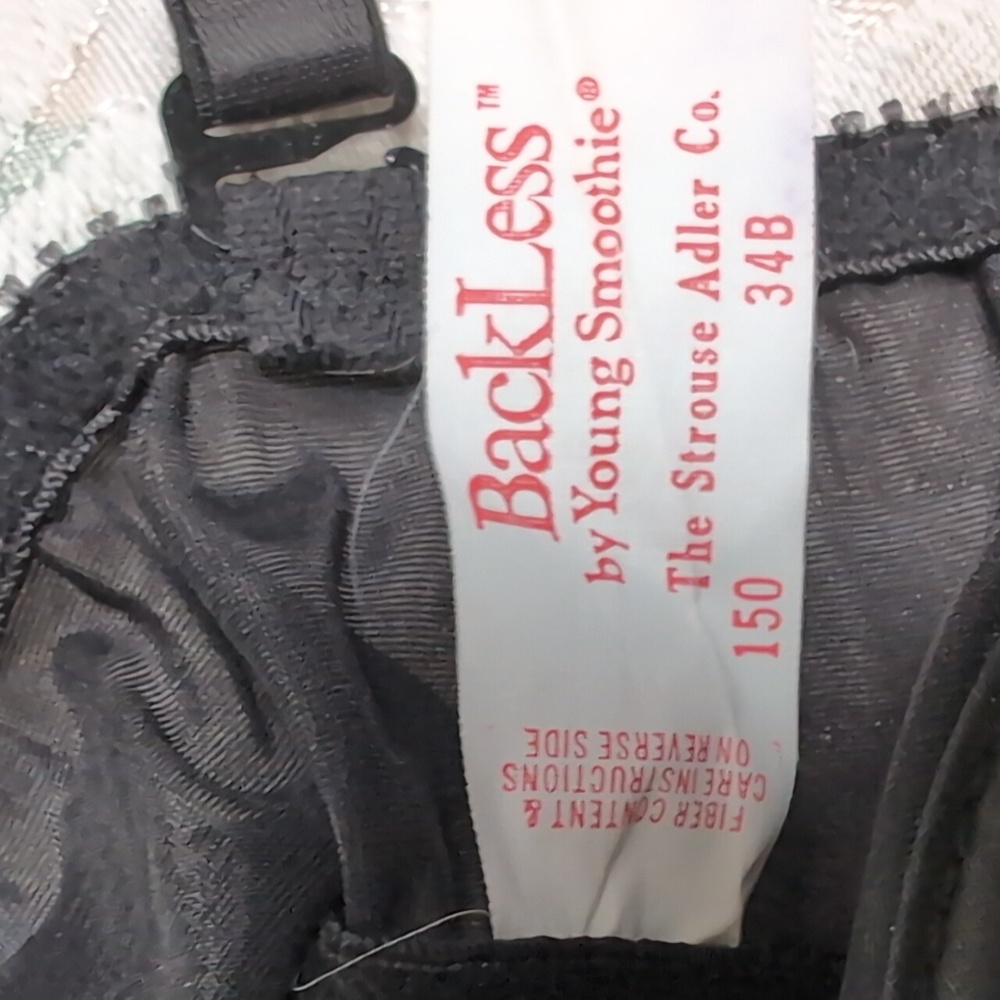 Backless bra - Picture 3 of 3